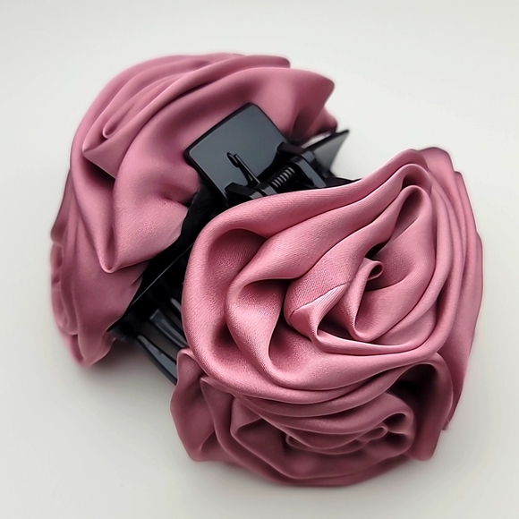 Hair Claw Clips - Picture 5 of 5